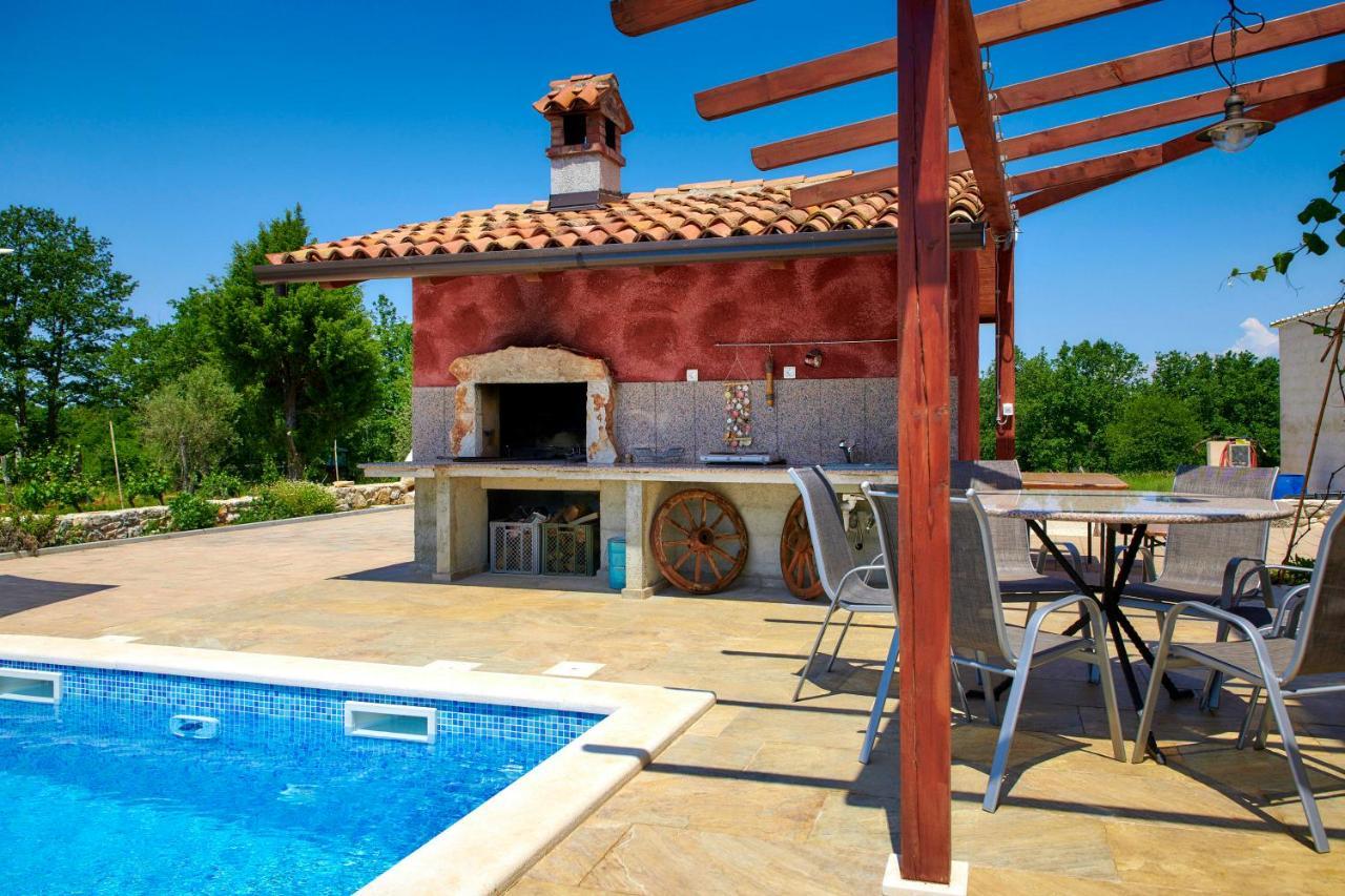 Relax House Surrounded By Olives And Vineyard Villa Stifanići Dış mekan fotoğraf